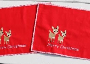 Rode placemats van stof met hertjes en Merry Christmas- laatste 3